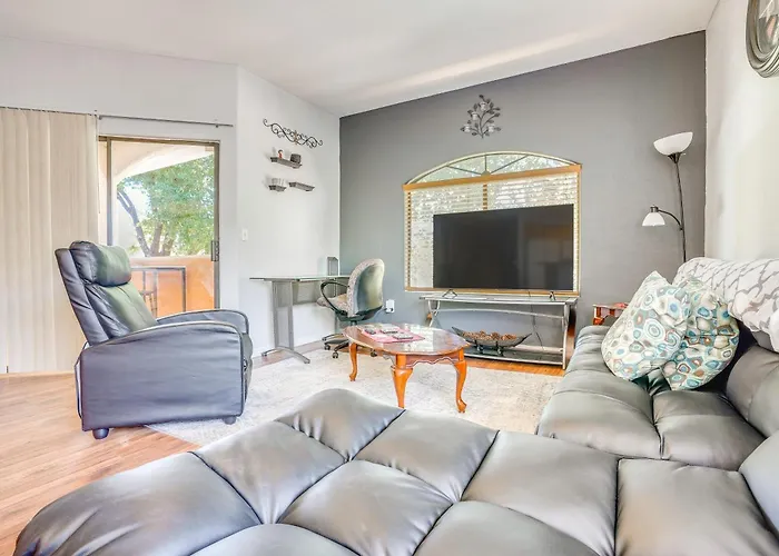 Vakantiehuis Near Stadiums, Westgate Shops & Hospitals! *